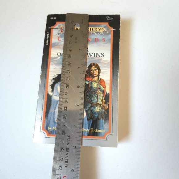 Dragonlance Legends: War of the Twins Paperback Book - Picture 8 of 8